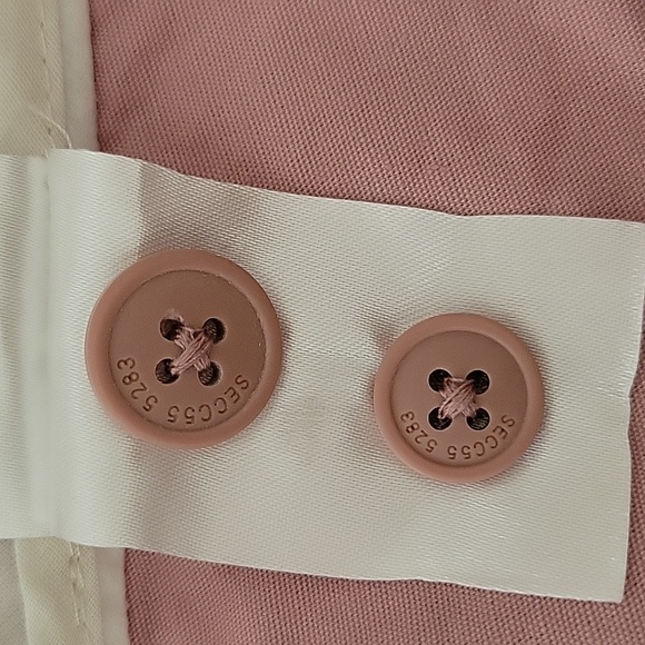 H&M Divided Men's Dusty Rose/pink Shorts,  size 36 - Picture 6 of 9